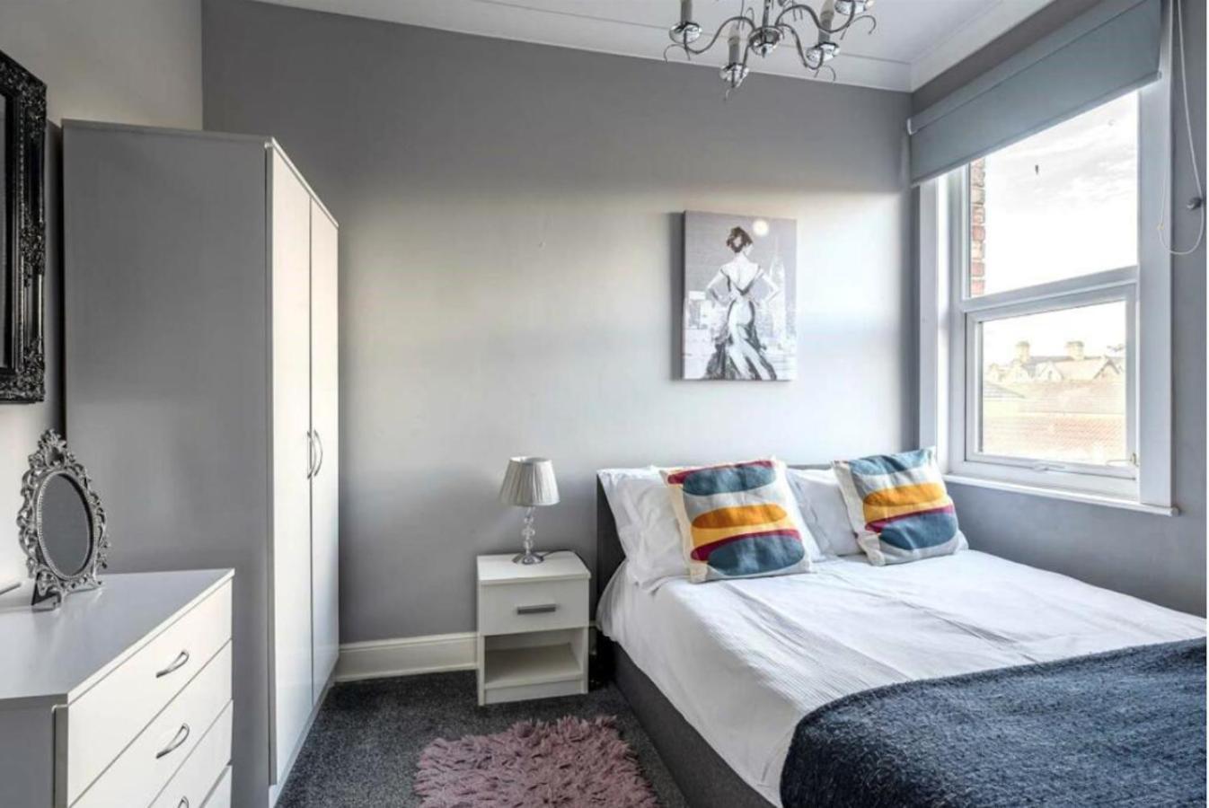 Entire 2-Bedroom House With Garden York Eksteriør billede